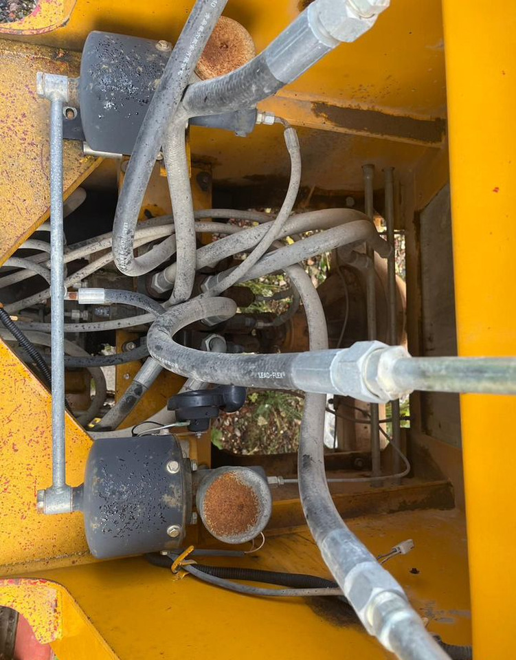 Фронтальный погрузчик Runmax 972E: фото 34