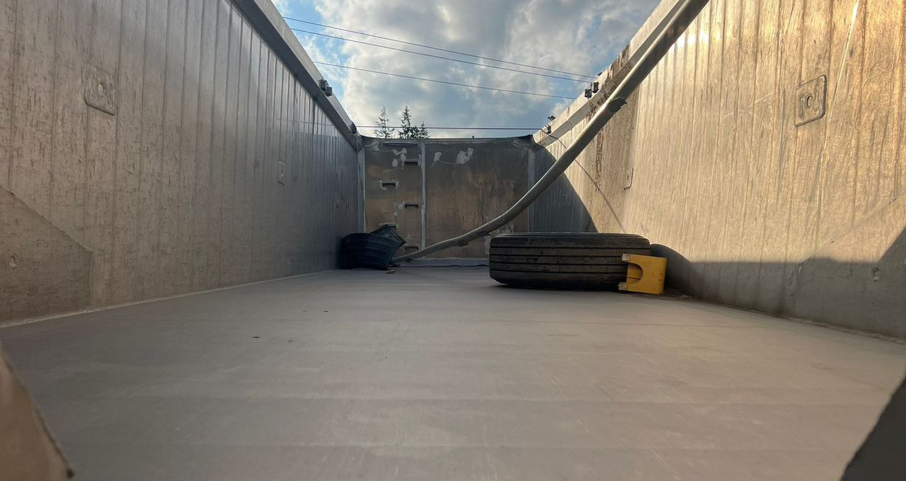 Сеспель DB4U60 - Самосвальный полуприцеп: фото 3 Сеспель DB4U60 - Самосвальный полуприцеп: фото 3