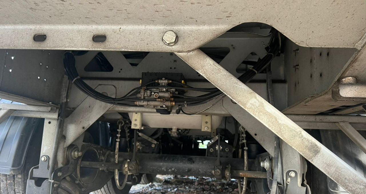 Самосвальный полуприцеп Сеспель DB4U60: фото 9 Самосвальный полуприцеп Сеспель DB4U60: фото 9