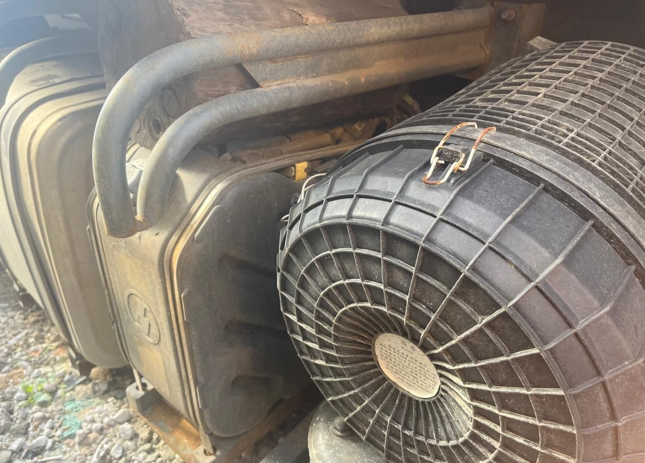 Самосвал Shacman SX32586T385: фото 18