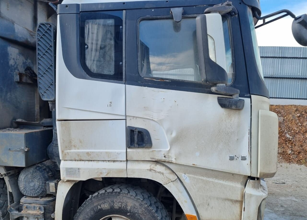 Самосвал Shacman SX33186T366: фото 12 Самосвал Shacman SX33186T366: фото 12