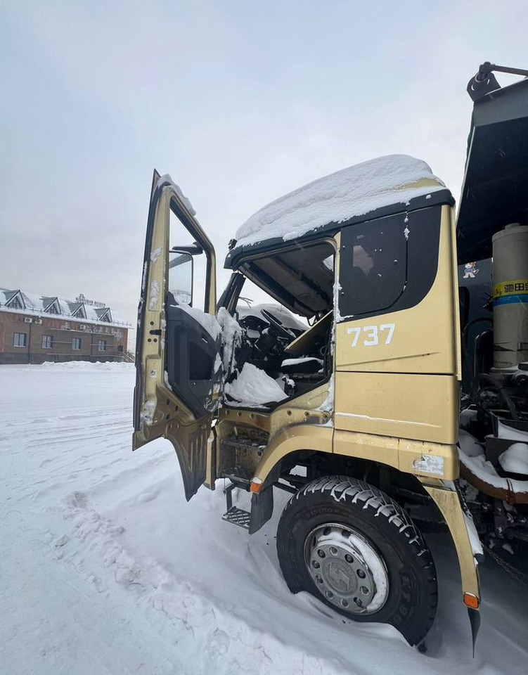 Shacman SX33186T366 - Самосвал: фото 4 Shacman SX33186T366 - Самосвал: фото 4