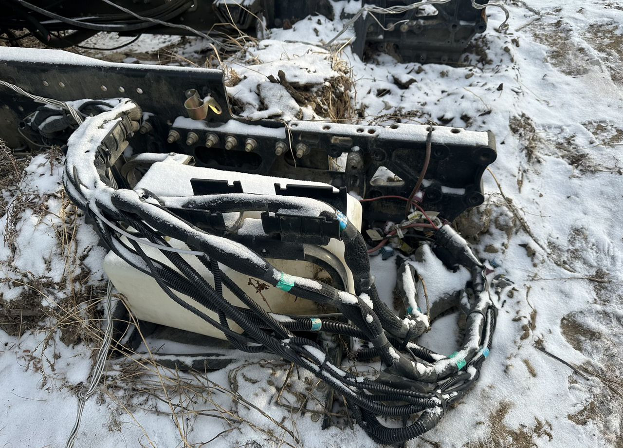 Самосвал Shacman SX33186V366: фото 30 Самосвал Shacman SX33186V366: фото 30