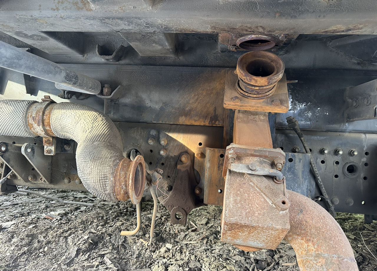 Самосвал Shacman SX33186V366: фото 16 Самосвал Shacman SX33186V366: фото 16