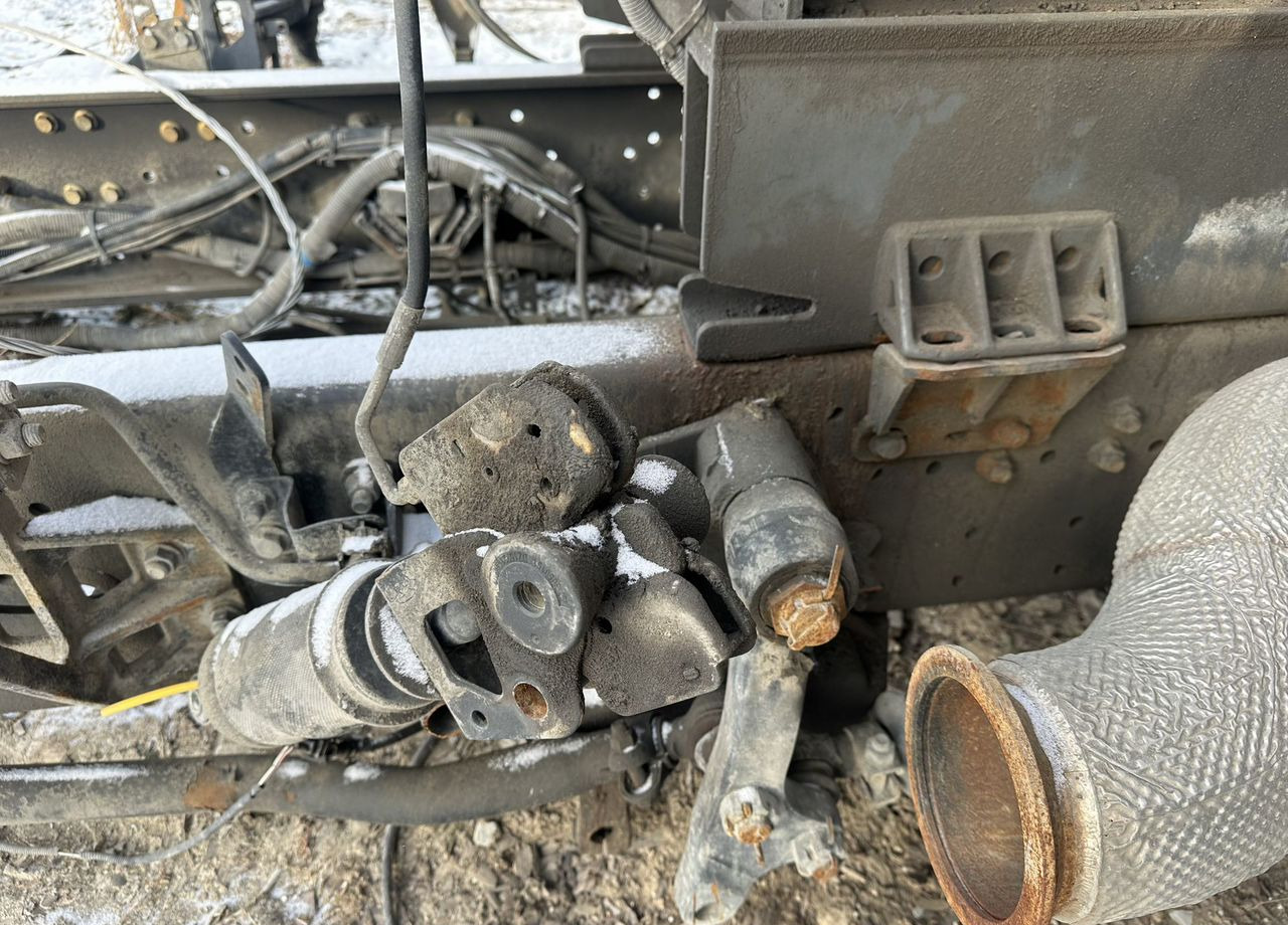 Самосвал Shacman SX33186V366: фото 8 Самосвал Shacman SX33186V366: фото 8