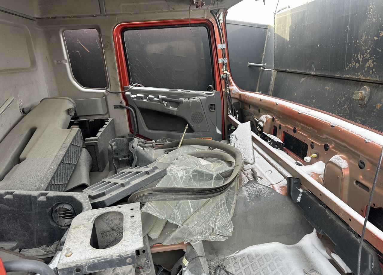 Самосвал Shacman SX33186V366: фото 23 Самосвал Shacman SX33186V366: фото 23