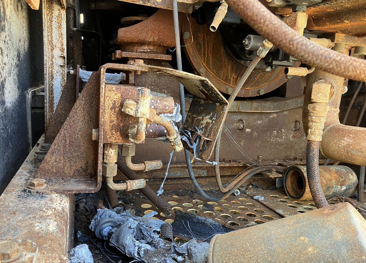 Гусеничный экскаватор Sumitomo SH350LC-6: фото 32