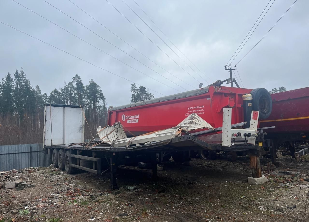 ТЗА 588510 - Тентованный полуприцеп: фото 1 ТЗА 588510 - Тентованный полуприцеп: фото 1