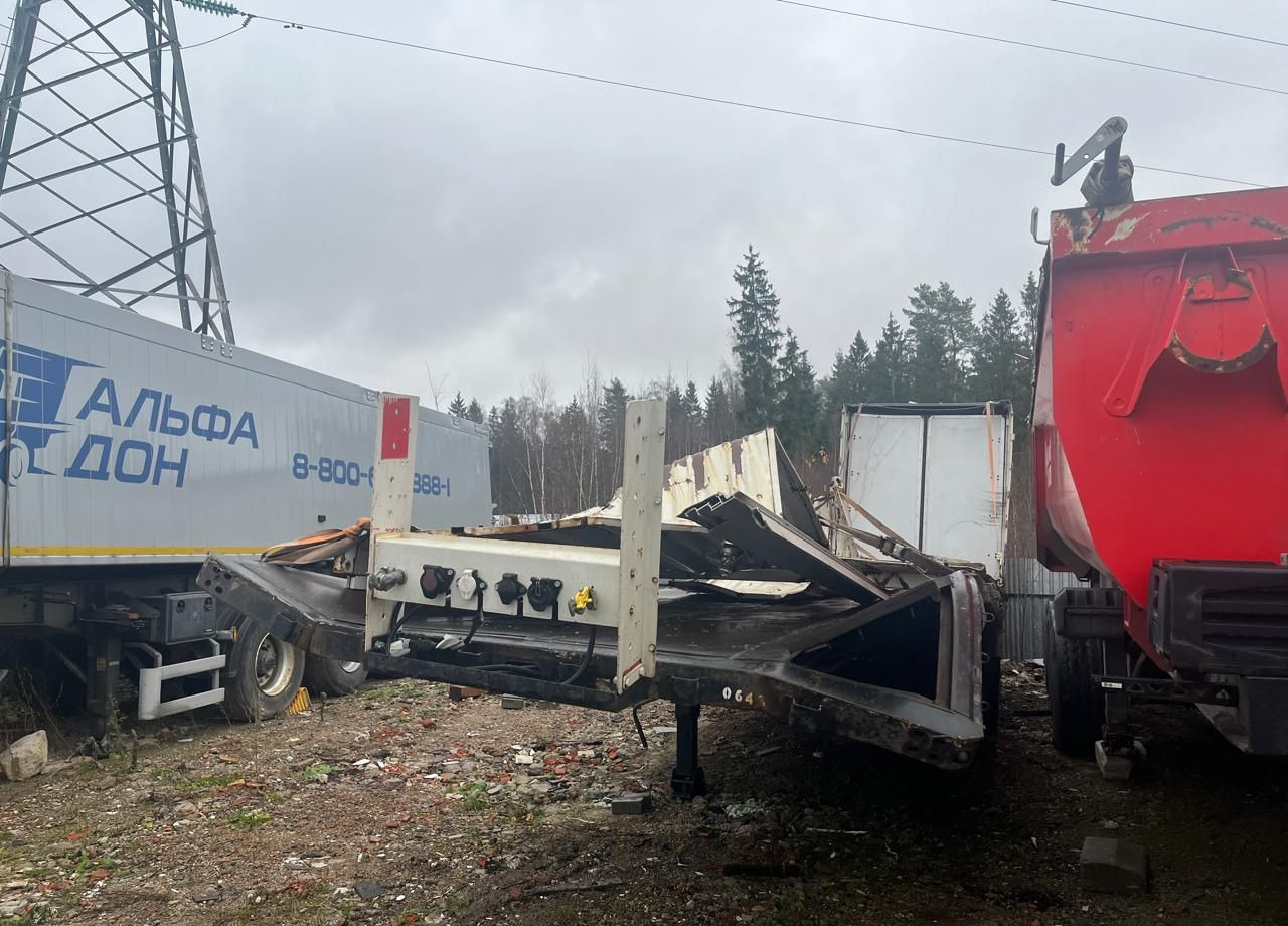 ТЗА 588510 - Тентованный полуприцеп: фото 2 ТЗА 588510 - Тентованный полуприцеп: фото 2