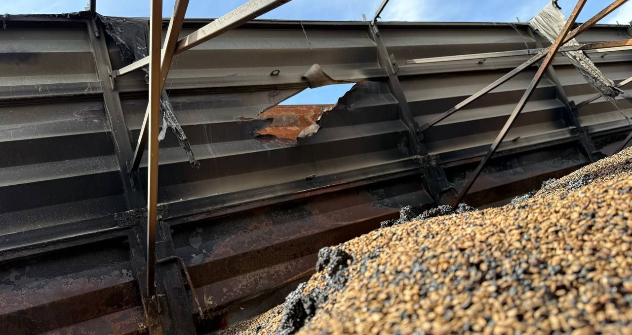 Полуприцеп зерновоз, Самосвальный полуприцеп ТЗА 588536: фото 16 Полуприцеп зерновоз, Самосвальный полуприцеп ТЗА 588536: фото 16