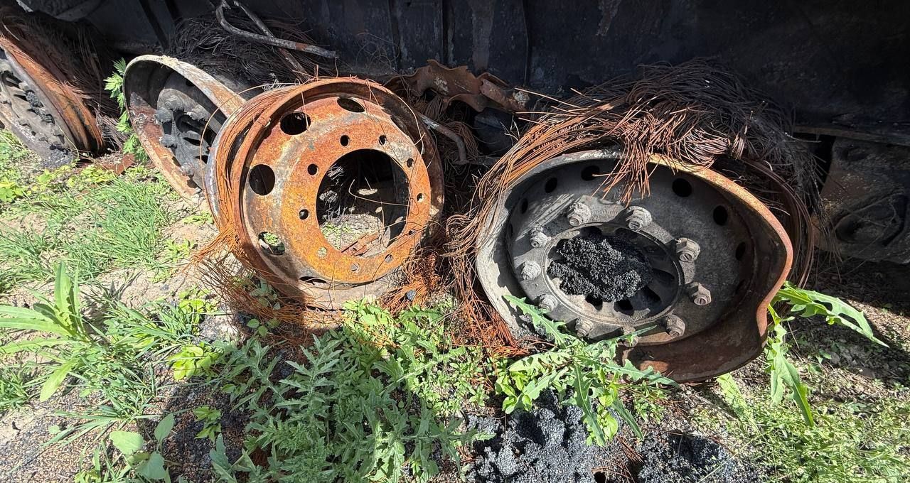 Полуприцеп зерновоз, Самосвальный полуприцеп ТЗА 588536: фото 37
