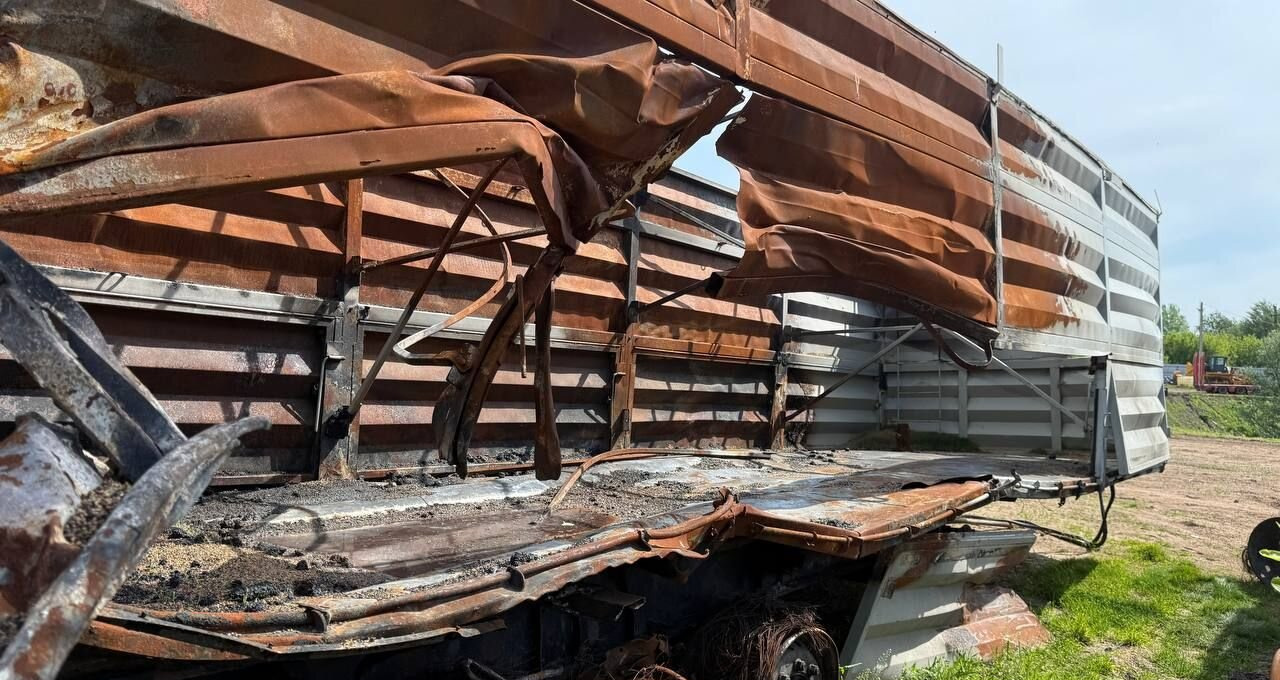Полуприцеп зерновоз, Самосвальный полуприцеп ТЗА 588536: фото 12