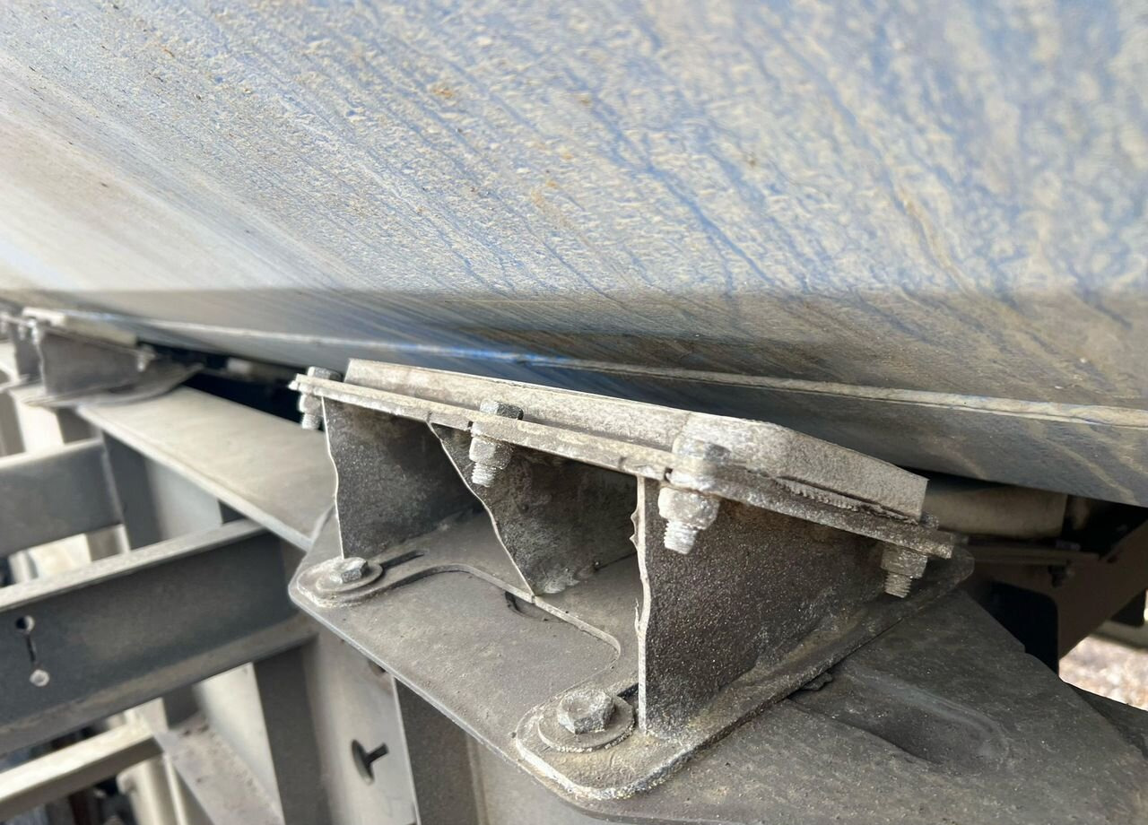 Самосвальный полуприцеп Тонар 95234-0000010/80: фото 12 Самосвальный полуприцеп Тонар 95234-0000010/80: фото 12