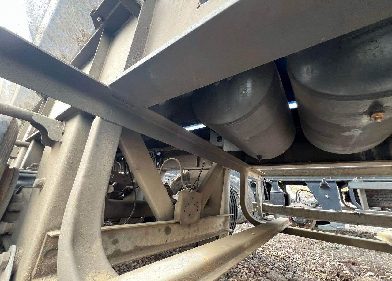 Самосвальный полуприцеп Тонар 95234-0000010/80: фото 17 Самосвальный полуприцеп Тонар 95234-0000010/80: фото 17