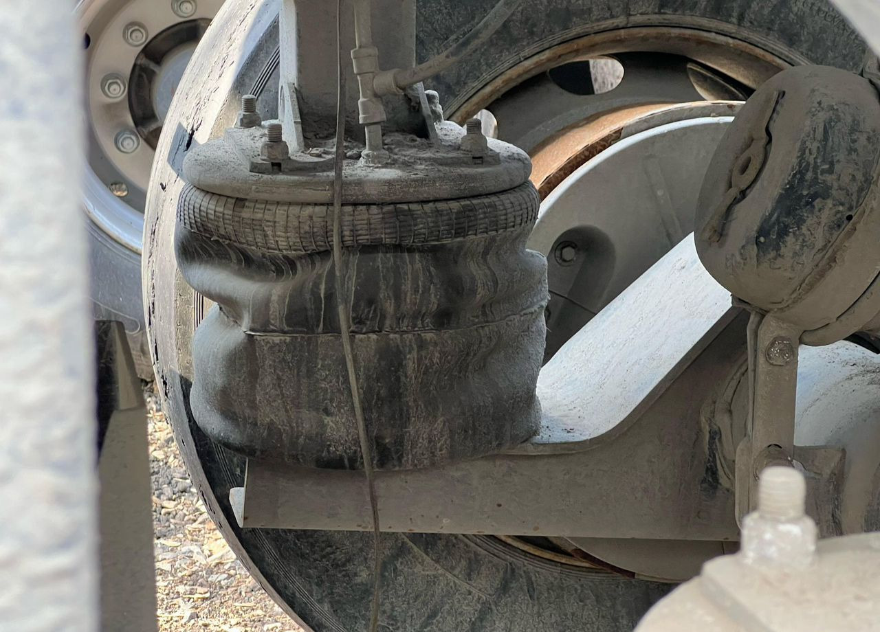 Самосвальный полуприцеп Тонар 95234-0000010/80: фото 18 Самосвальный полуприцеп Тонар 95234-0000010/80: фото 18