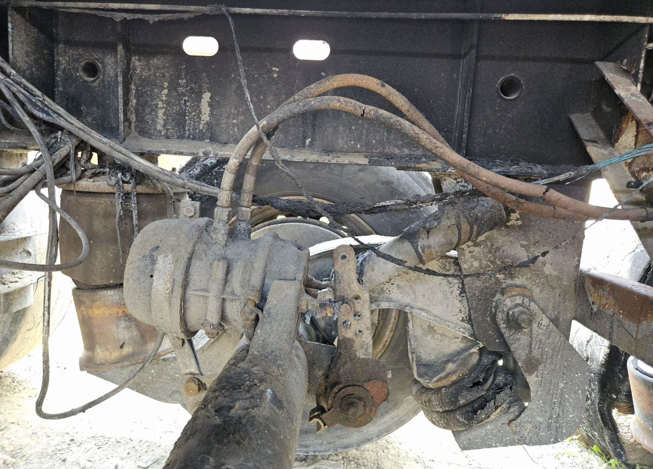 Самосвальный полуприцеп Тонар 9595: фото 15 Самосвальный полуприцеп Тонар 9595: фото 15