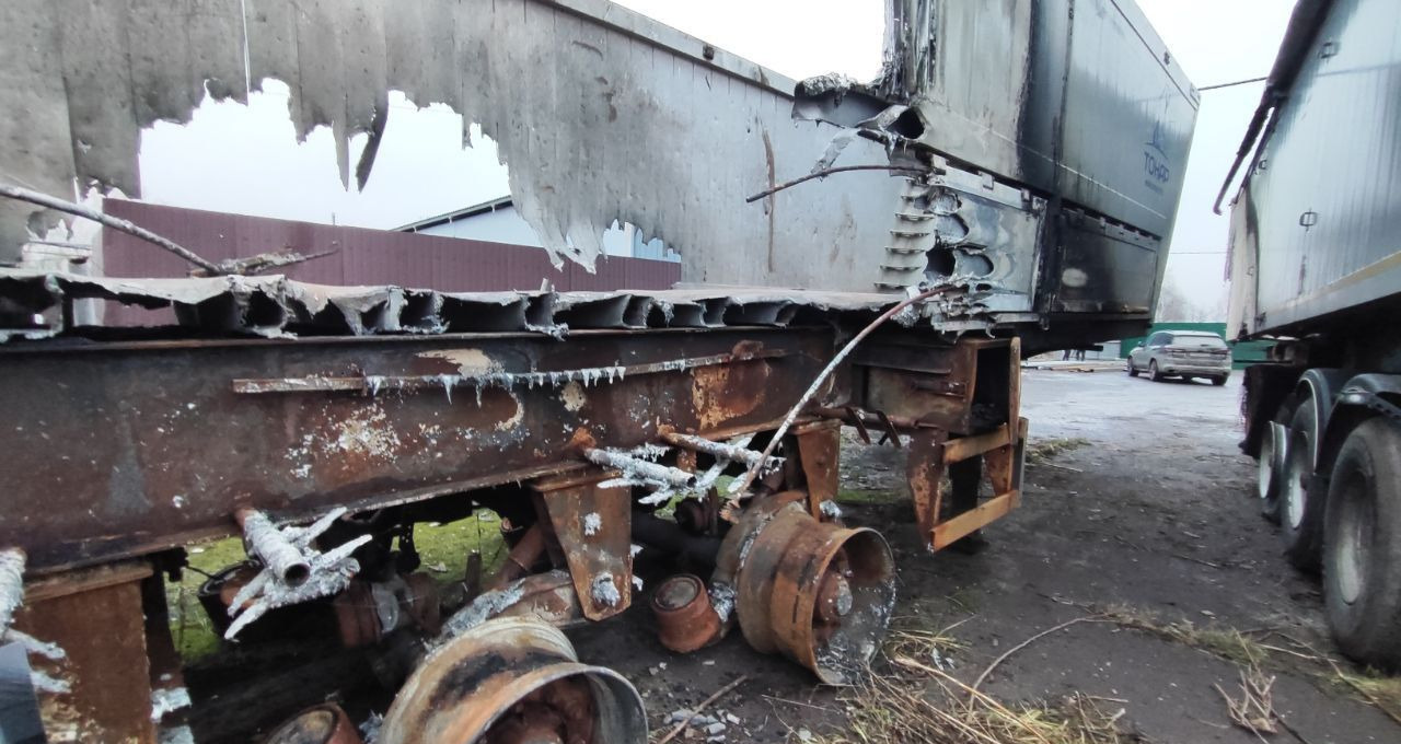 Полуприцеп зерновоз, Самосвальный полуприцеп Тонар SL3-41AG (9594): фото 38 Полуприцеп зерновоз, Самосвальный полуприцеп Тонар SL3-41AG (9594): фото 38