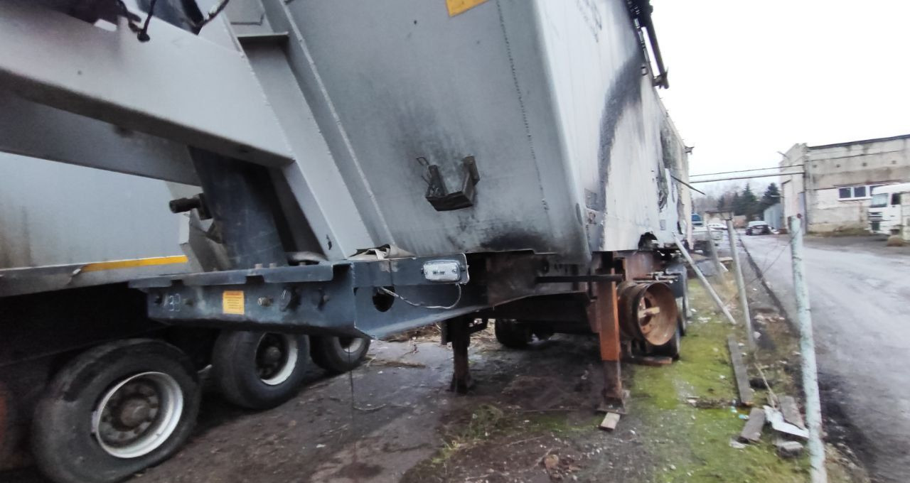 Тонар SL3-41AG (9594) - Самосвальный полуприцеп: фото 3 Тонар SL3-41AG (9594) - Самосвальный полуприцеп: фото 3