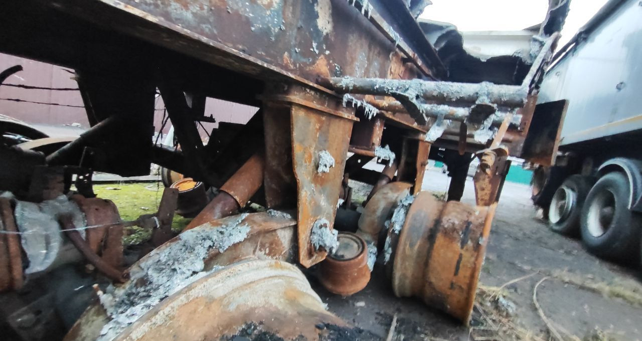 Полуприцеп зерновоз, Самосвальный полуприцеп Тонар SL3-41AG (9594): фото 30 Полуприцеп зерновоз, Самосвальный полуприцеп Тонар SL3-41AG (9594): фото 30