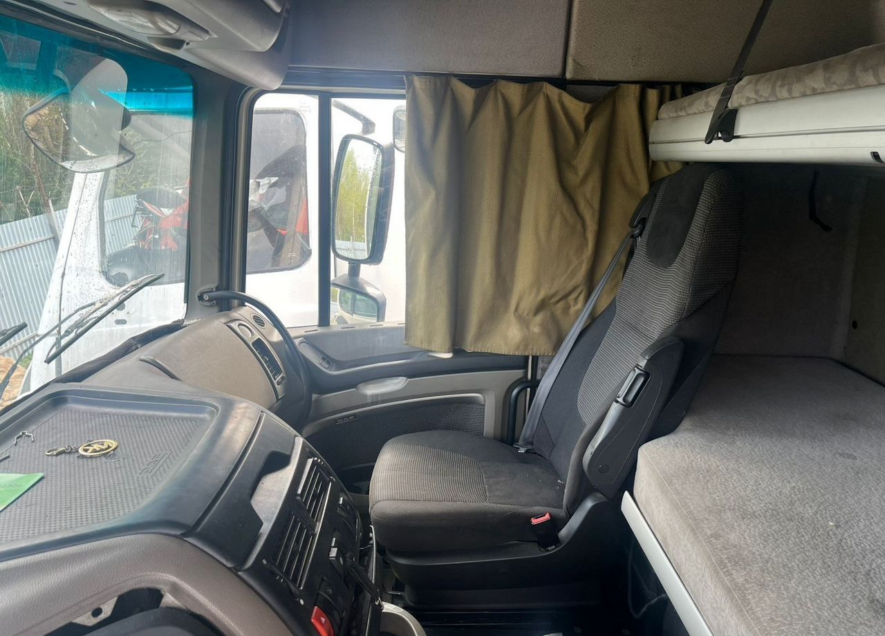 Тягач DAF XF: фото 30