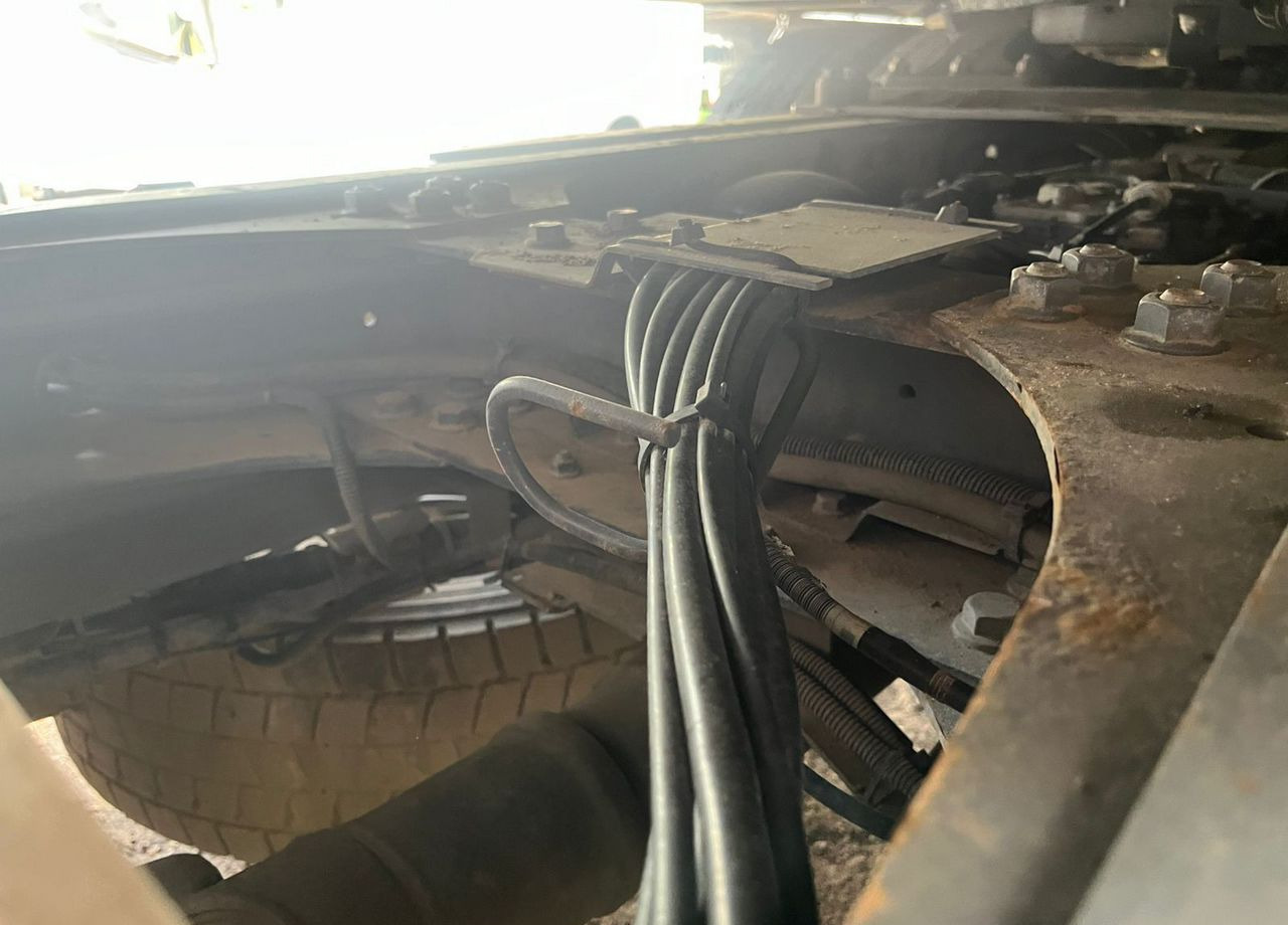 Тягач DAF XF: фото 18