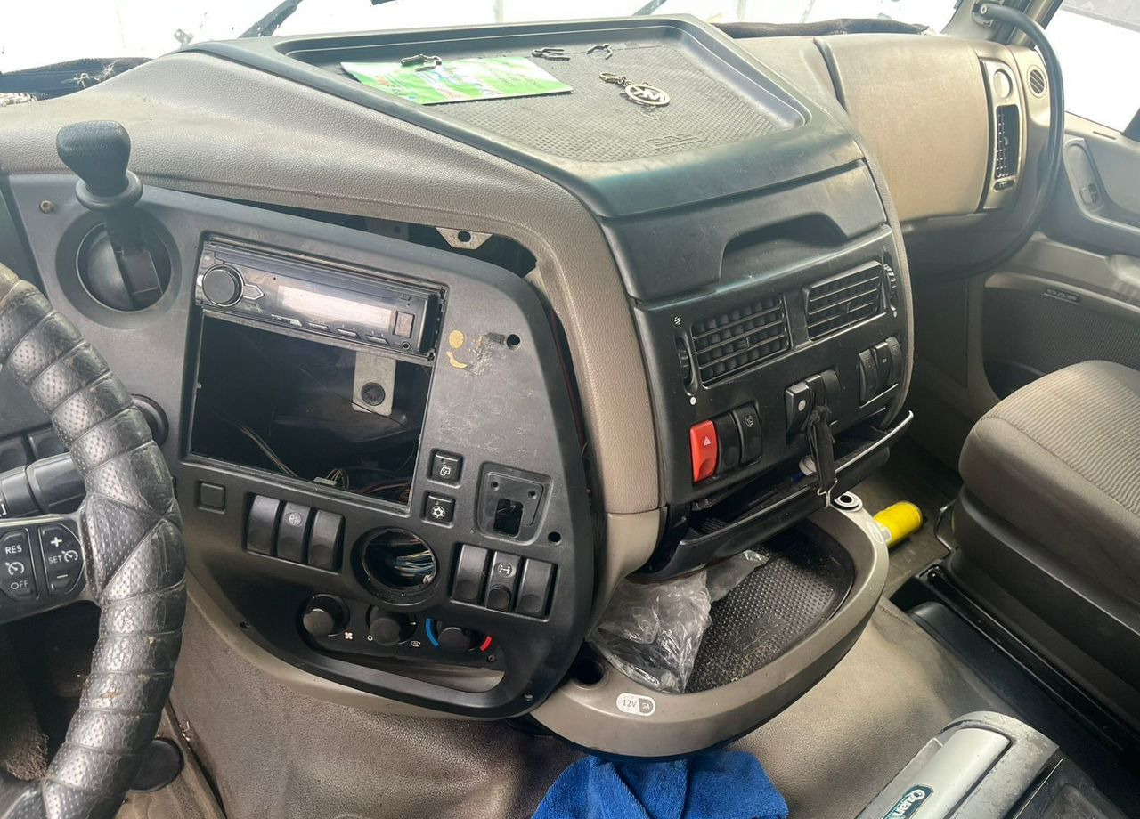 Тягач DAF XF: фото 37 Тягач DAF XF: фото 37