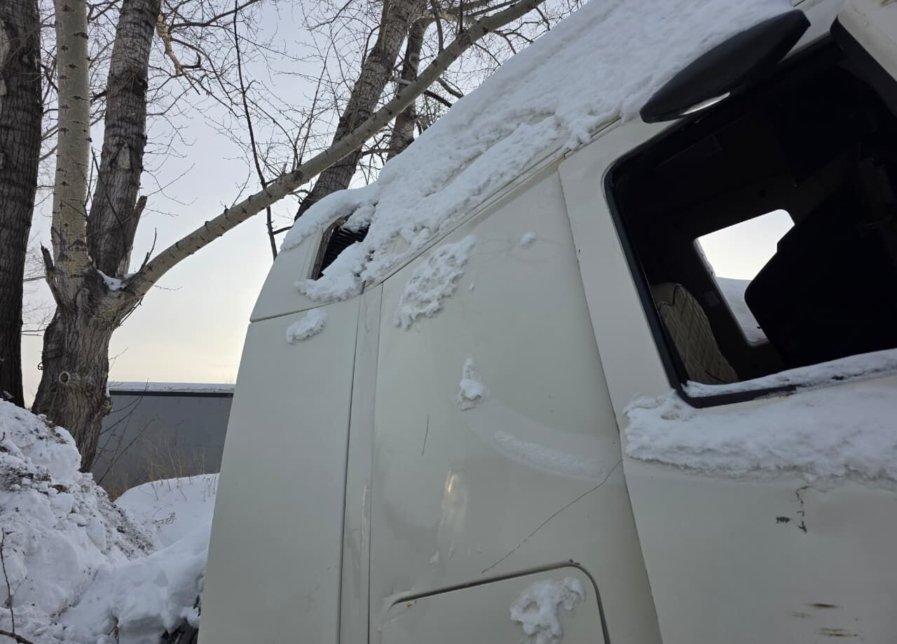 Тягач Dongfeng DFH: фото 8