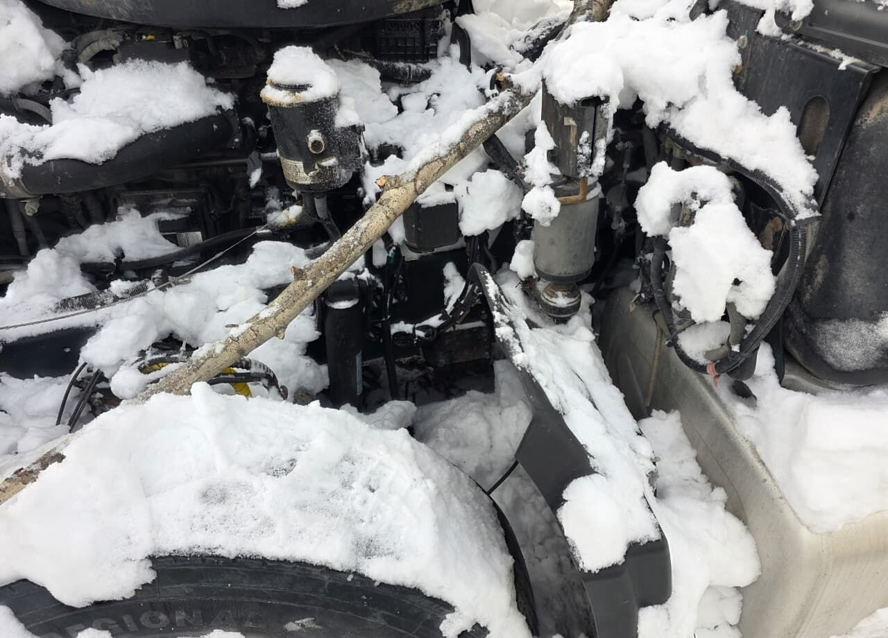 Dongfeng DFH - Тягач: фото 4 Dongfeng DFH - Тягач: фото 4