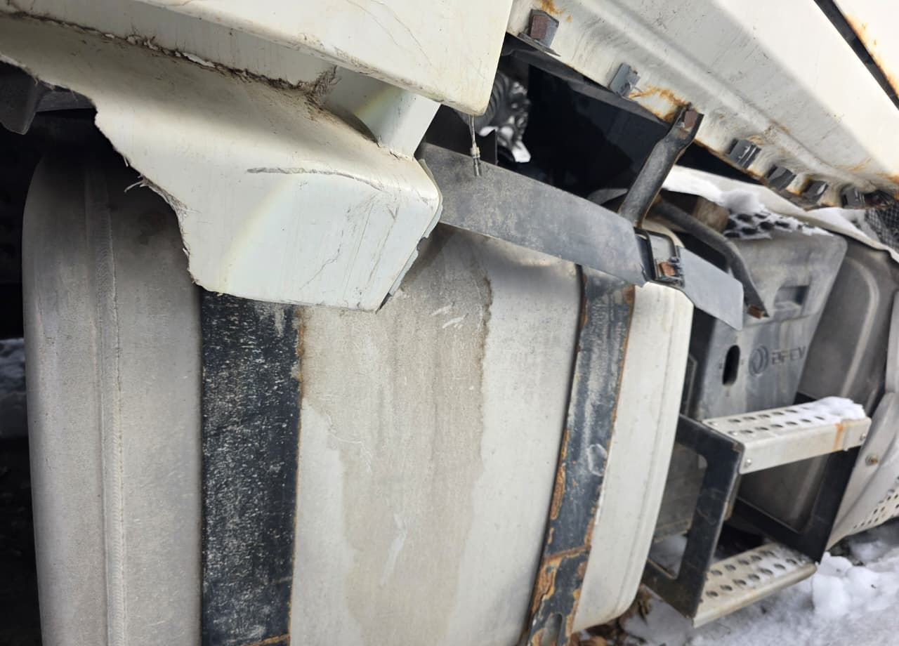 Тягач Dongfeng DFH: фото 30