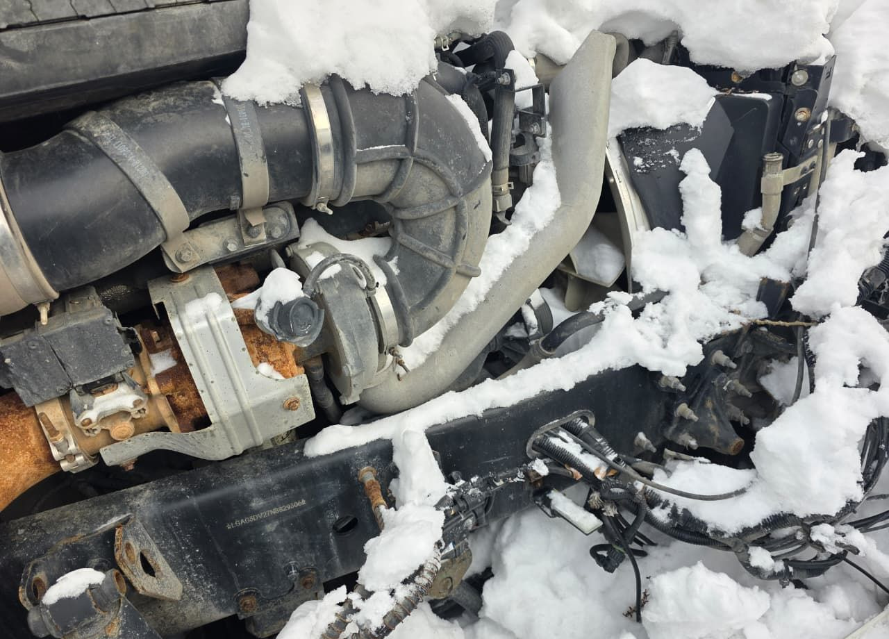 Тягач Dongfeng DFH: фото 36