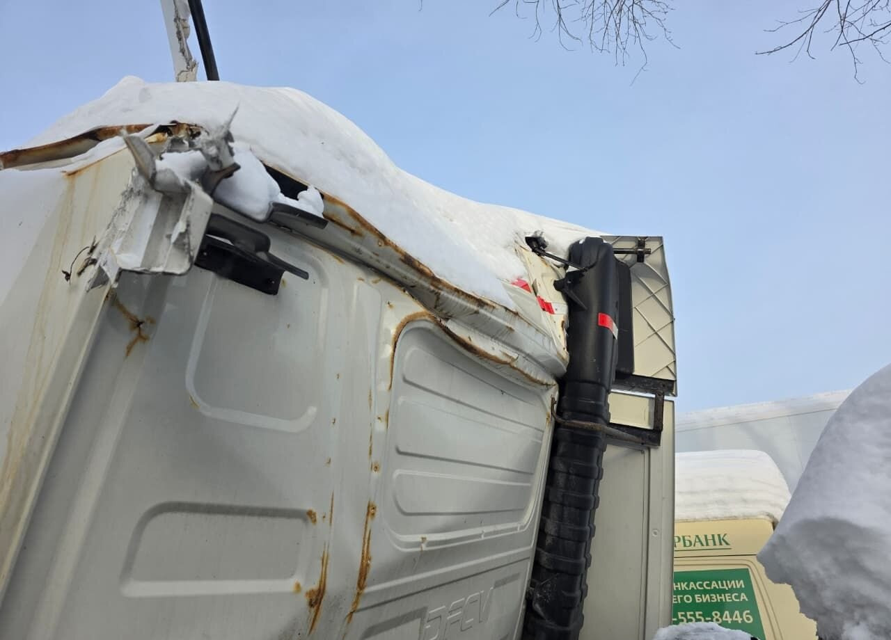 Тягач Dongfeng DFH: фото 32