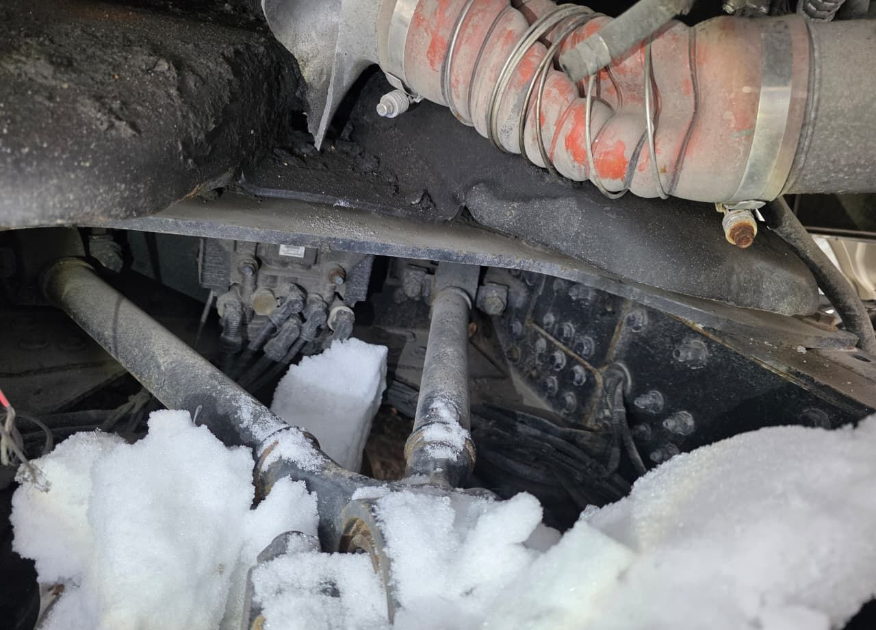 Тягач Dongfeng DFH: фото 14