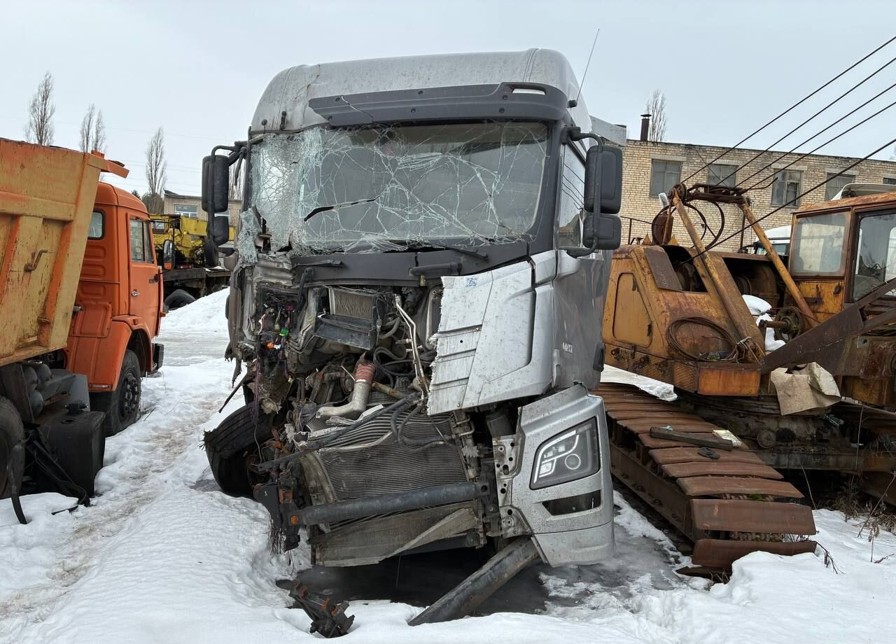 FAW JH6 - Тягач: фото 2 FAW JH6 - Тягач: фото 2