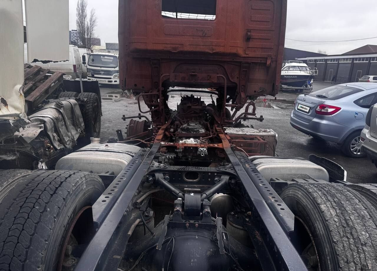 Foton Auman - Тягач: фото 3 Foton Auman - Тягач: фото 3