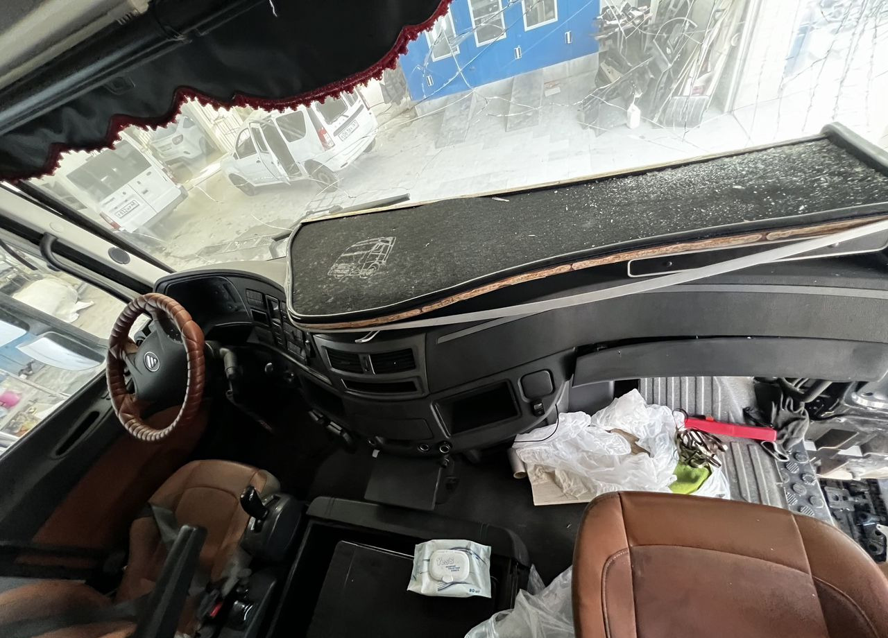 Тягач Foton Auman: фото 25