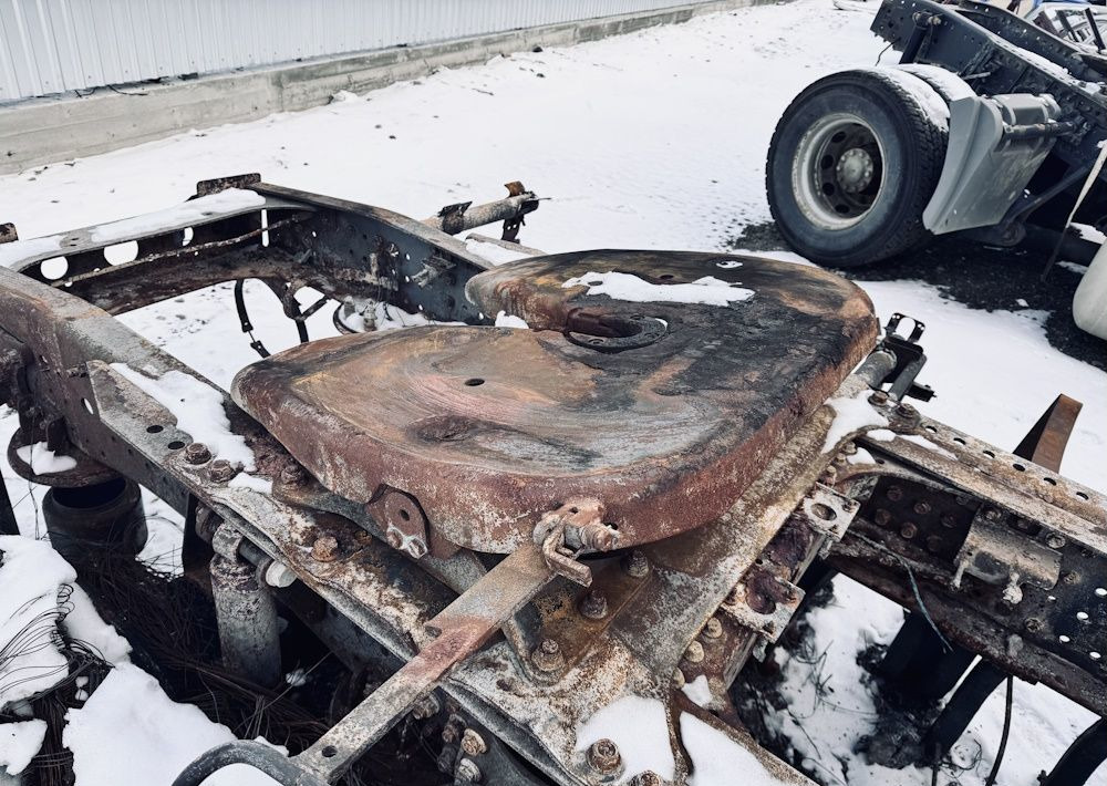 Тягач Foton Auman: фото 29