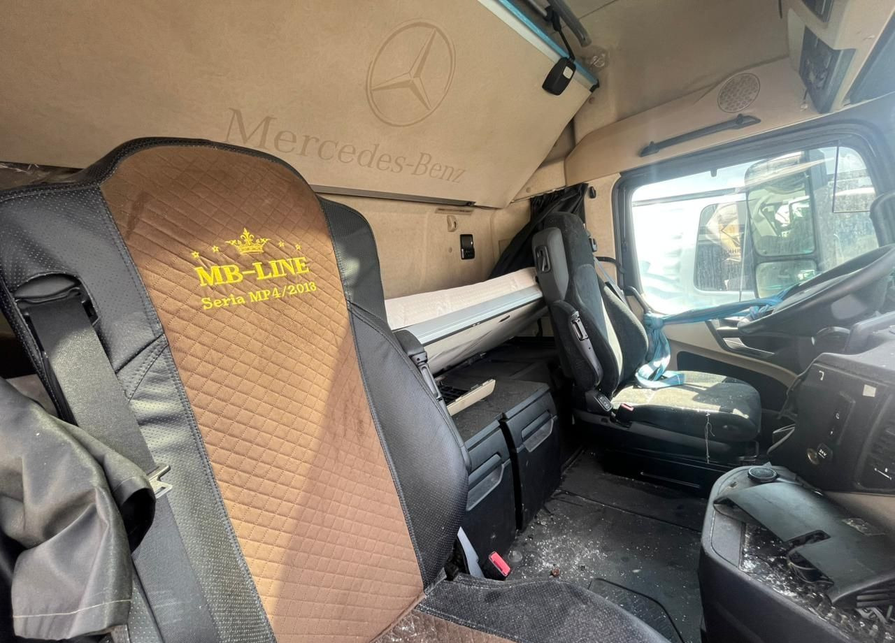 Тягач Mercedes-Benz Actros: фото 17 Тягач Mercedes-Benz Actros: фото 17