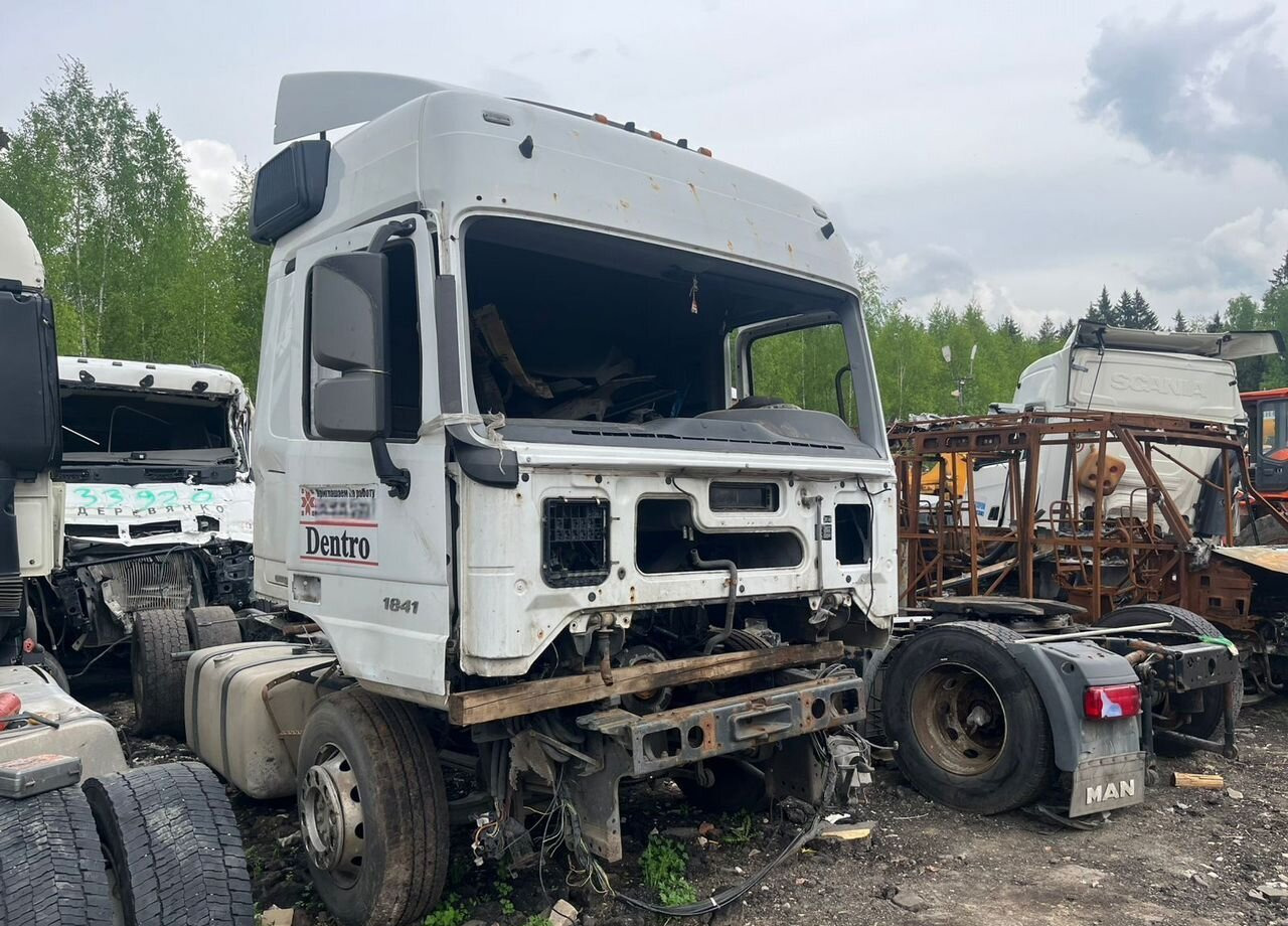 Mercedes-Benz Actros - Тягач: фото 1 Mercedes-Benz Actros - Тягач: фото 1