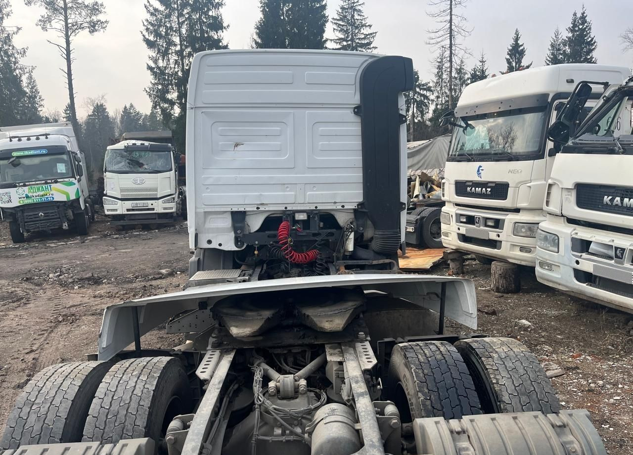 Тягач Mercedes-Benz Actros: фото 19
