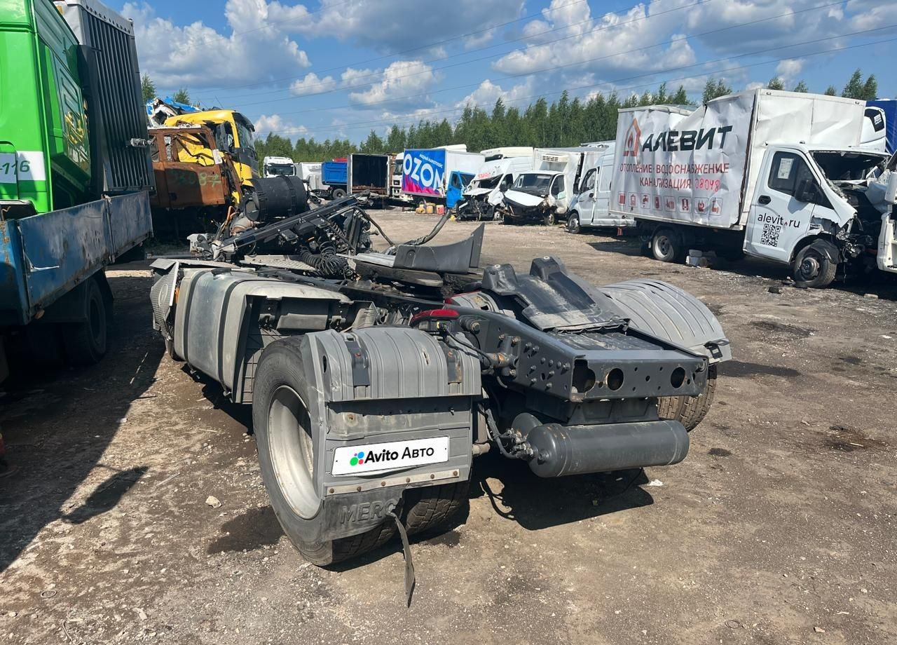 Тягач Mercedes-Benz Actros: фото 12