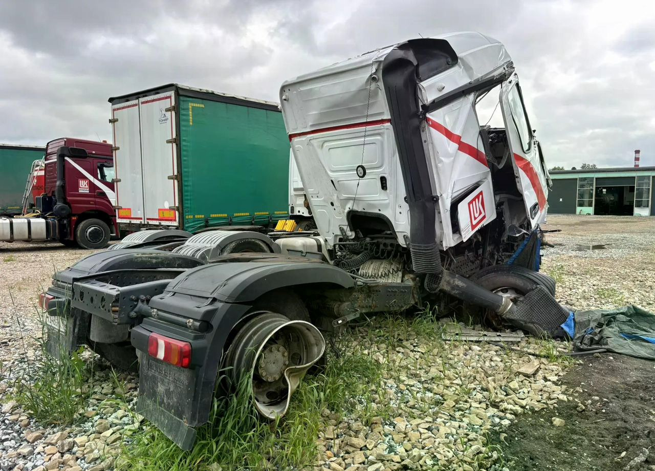Mercedes-Benz Actros - Тягач: фото 3 Mercedes-Benz Actros - Тягач: фото 3