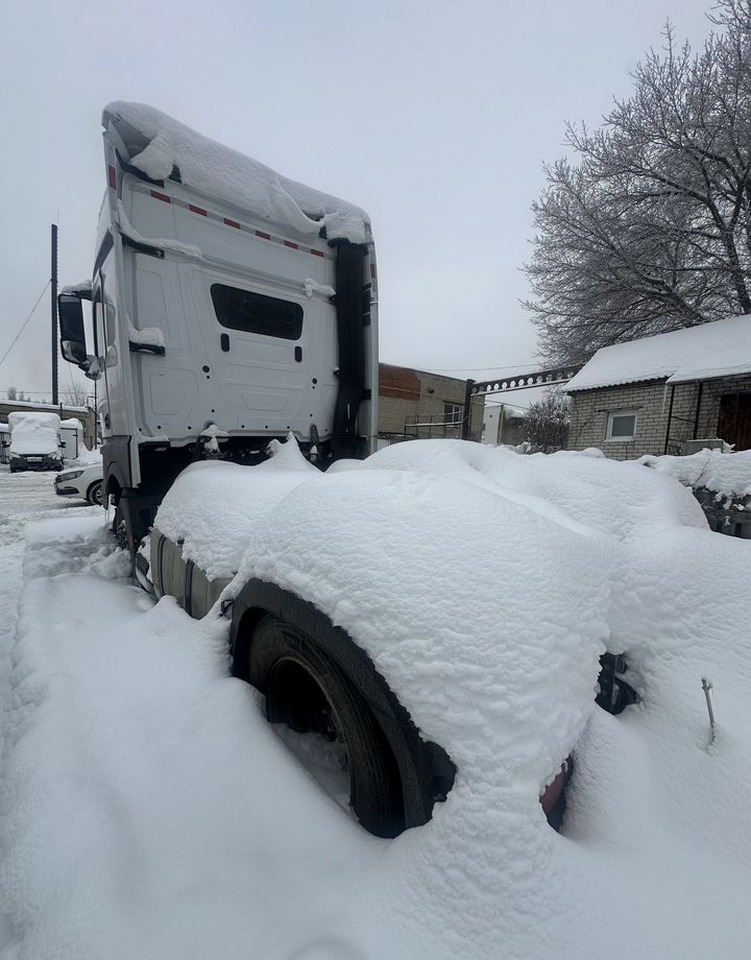 Mercedes-Benz Actros - Тягач: фото 4 Mercedes-Benz Actros - Тягач: фото 4