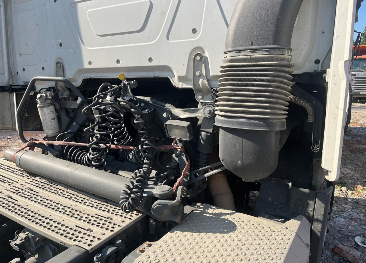 Тягач Mercedes-Benz Actros: фото 10