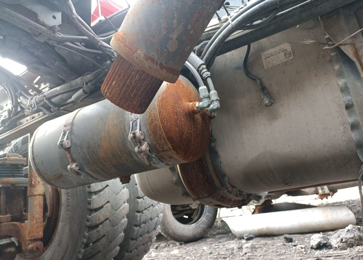 Тягач Mercedes-Benz Arocs: фото 17