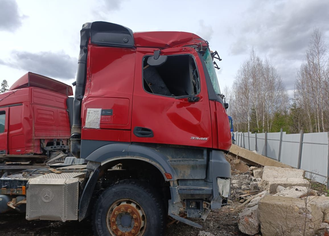 Тягач Mercedes-Benz Arocs: фото 6