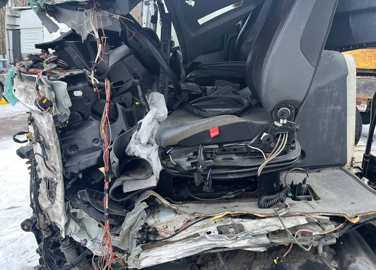 Тягач Renault C-Series: фото 29 Тягач Renault C-Series: фото 29