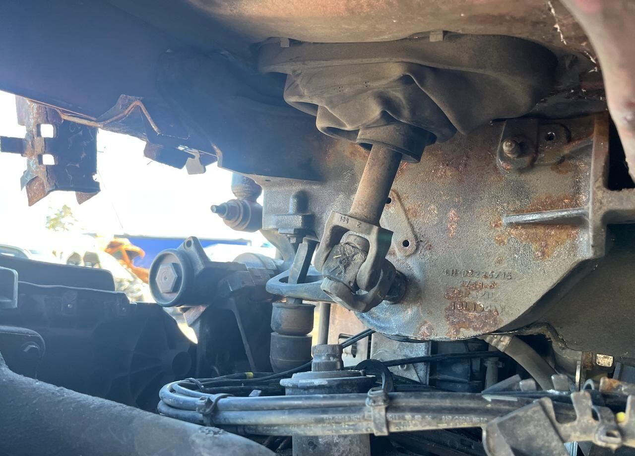 Тягач Renault T-Series: фото 15 Тягач Renault T-Series: фото 15