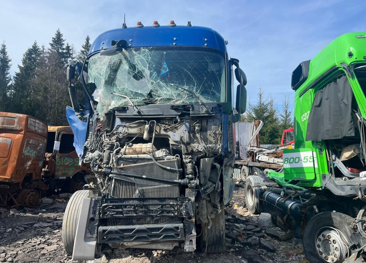 Renault T-Series - Тягач: фото 4 Renault T-Series - Тягач: фото 4