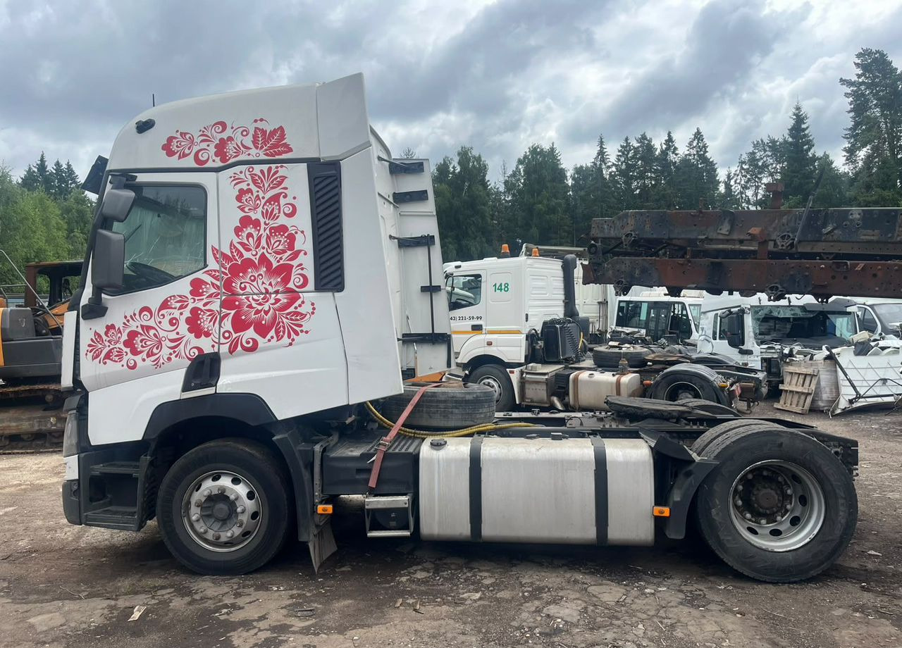 Renault T-Series - Тягач: фото 3 Renault T-Series - Тягач: фото 3