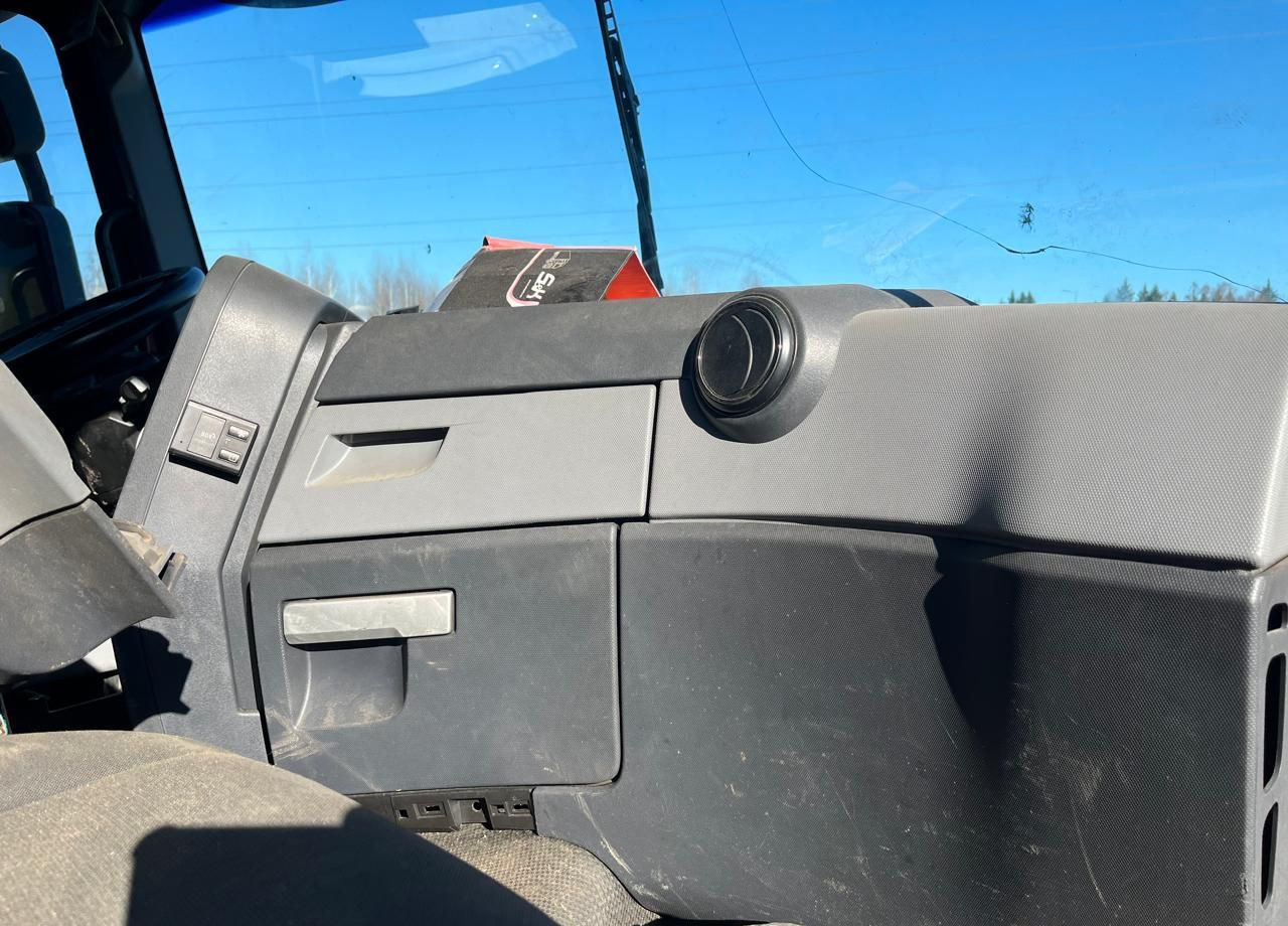 Тягач Renault T-Series: фото 35 Тягач Renault T-Series: фото 35